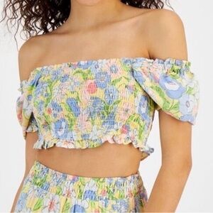 Chic Yellow Floral Adjustable Puff Shoulder Smocked Crop Top - Women’s Medium
